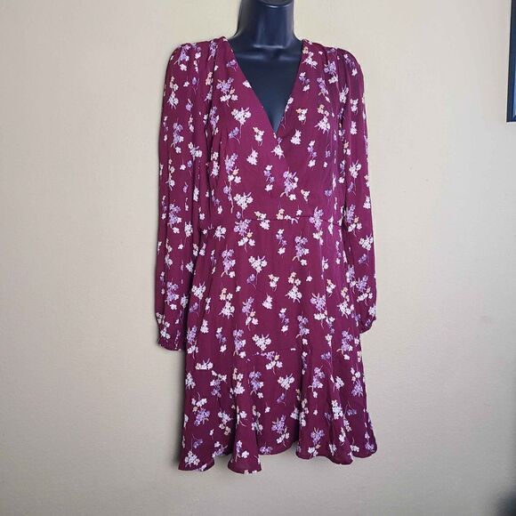 NWT Mi Ami Long Sleeved Dress - Picture 1 of 12